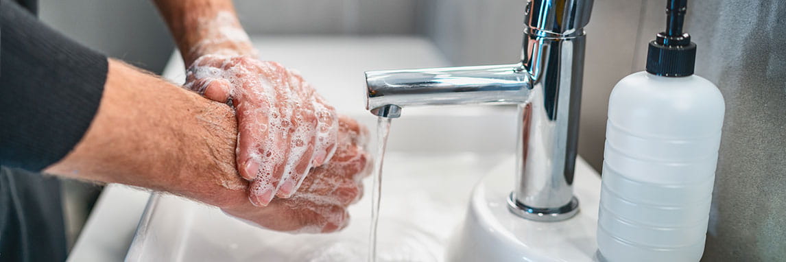 Laver les mains fréquemment